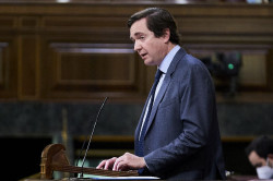 Hisp&aacute;n (PP) acusa a S&aacute;nchez de una gesti&oacute;n "muy deficiente" de los fondos europeos: "Est&aacute; fallando a los espa&ntilde;oles"