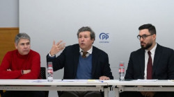 &Iacute;&ntilde;igo Fern&aacute;ndez se compromete a seguir trabajando "por la libertad" en Venezuela