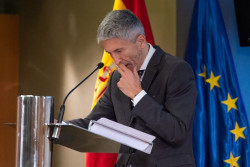 Interior traslada a otros seis presos de ETA a c&aacute;rceles vascas, uno de ellos desde El Dueso