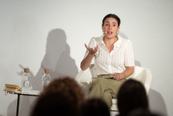 Irene Montero respalda al Gobierno  en el caso Rubiales y &iquest;quien respalda a Irene Montero en el caso la Ley Si es Si?