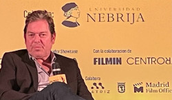 Joe Penhall, creador de la serie `Mindhunter`: "Cuando era ni&ntilde;o, un asesino en serie mat&oacute; a uno de mis amigos"