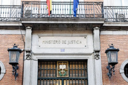 Jueces y fiscales convocan formalmente huelga indefinida desde el 16 de mayo a la espera de la reuni&oacute;n con Justicia