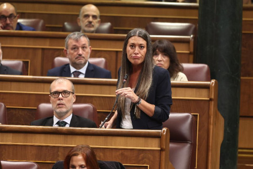 Junts (Puigdemont) avisa a Sánchez que toca hablar de "la hora del cambio": "La gente está hasta las narices"