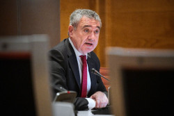La Abogac&iacute;a del Estado, lease S&aacute;nchez y Puigdemont, pide apartar a Mac&iacute;as del debate sobre la amnist&iacute;a en el Constitucional