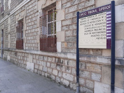 La Audiencia juzga al acusado de matar de un pu&ntilde;alada a otro tras una discusi&oacute;n en La Albericia