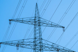 La CNMC prorroga hasta un a&ntilde;o las medidas para mejorar la estabilidad de las tensiones en el sistema el&eacute;ctrico