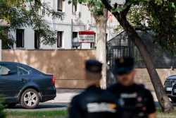 La Comunidad insiste en que los centros de menores migrantes est&aacute;n "saturados" y dice que se ha reforzado la seguridad