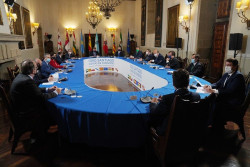La cumbre de Santiago rubrica su declaraci&oacute;n conjunta con 35 puntos en materia de financiaci&oacute;n y despoblaci&oacute;n