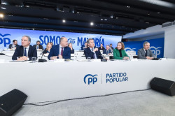 La c&uacute;pula del PP enfr&iacute;a el pacto con Vox en Extremadura pero espera una "ventana de oportunidad" tras elecciones de CyL