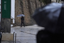 La DANA va a complicar el puente y dejar&aacute; ma&ntilde;ana m&aacute;s de 100 l/m2 en sur de Catalu&ntilde;a y norte de C.Valenciana