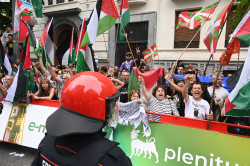 La Embajada israel&iacute; lamenta que se toleren las protestas en La Vuelta que llaman a la "destrucci&oacute;n" de Israel