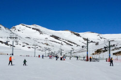 La estaci&oacute;n de Alto Campoo permanece cerrada para la pr&aacute;ctica de esqu&iacute;