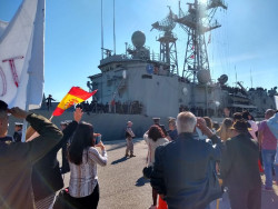 La fragata `Santa Mar&iacute;a` sufre un incendio en la Base Naval de Rota