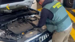 La Guardia Civil de Pa&iacute;s Vasco y Cantabria intervienen 2 kilos de coca&iacute;na ocultos en un veh&iacute;culo