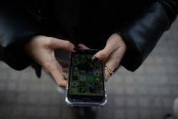 La Guardia Civil revela c&oacute;mo una menor fue explotada en OnlyFans: "Era un juguete roto"