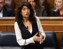 La ministra Redondo tacha de "verg&uuml;enza" que el PP critique a la esposa de S&aacute;nchez porque es la esposa del presidente