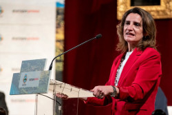 La ministra Ribera  hace un auto de fe y dice que la estabilidad del Gobierno es "firme" 