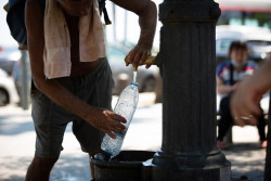 La ola de calor provoca 360 muertes en Espa&ntilde;a, 123 de ellas este viernes, seg&uacute;n Sanidad