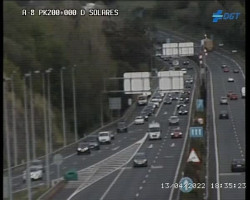 La operaci&oacute;n salida ralentiza el tr&aacute;fico en el acceso a Cantabria por la A-8