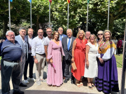 La oposici&oacute;n tacha el discurso de Buruaga de "triunfalista", 