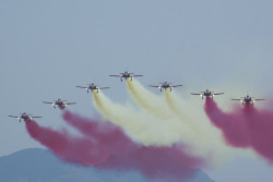 La Patrulla &Aacute;guila cumple 40 a&ntilde;os como icono del Ej&eacute;rcito del Aire y embajadora de Espa&ntilde;a en los cielos de todo el mundo