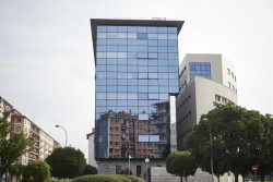 La v&iacute;ctima de La Manada est&aacute; "intranquila" y "apenada" tras la rebaja de pena de uno de sus agresores, seg&uacute;n su abogada