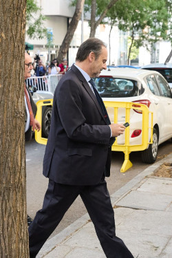 Las acusaciones lideradas por el PP reclaman el ingreso en prisi&oacute;n provisional de &Aacute;balos pero la Fiscal&iacute;a no