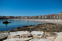Las m&aacute;ximas suben este lunes y ma&ntilde;ana, con m&aacute;s de 40&ordm;C en casi toda la Pen&iacute;nsula y Baleares, para caer desde el jueves