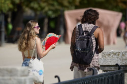 Las m&aacute;ximas subir&aacute;n ma&ntilde;ana en todo el pa&iacute;s, con m&aacute;ximas de hasta 32&ordm;C y lluvias en Mallorca