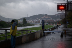 Las m&iacute;nimas suben ma&ntilde;ana menos en el tercio noroeste peninsular, donde siguen las lluvias