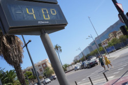 Las temperaturas suben desde este viernes hasta 40&ordm;C en sur peninsular pero vuelve a llover el martes en la mitad norte