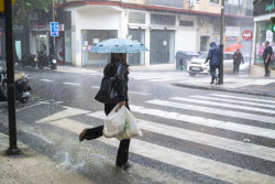 Las temperaturas suben en la Pen&iacute;nsula, salvo en Mediterr&aacute;neo, donde hay aviso por lluvias en Catalu&ntilde;a y Valencia
