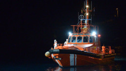 Llega durante la noche un nuevo cayuco con 93 migrantes a La Restinga (El Hierro)