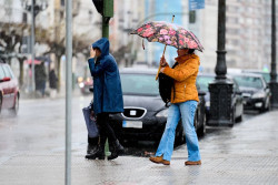 Lluvias, tormentas y oleaje activan ma&ntilde;ana avisos en 15 provincias y se prev&eacute;n precipitaciones en el Cant&aacute;brico