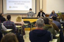 Lomb&oacute; destaca la importancia de la formaci&oacute;n permanente como "garant&iacute;a de progreso" en el sistema educativo