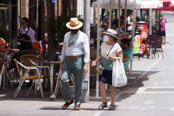 Los cielos estar&aacute;n este s&aacute;bado soleados, subir&aacute;n las temperaturas, hasta pasar de 35&ordm;C en Andaluc&iacute;a
