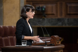 Los comunistas de Sumar retoma en el Congreso su impuesto a yates y aviones de lujo para que se vayan a Portugal