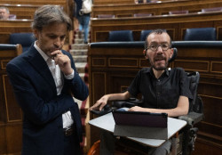 Los comunistas, lazarillos de Sanchez le piden modificar las mayor&iacute;as para el CGPJ 