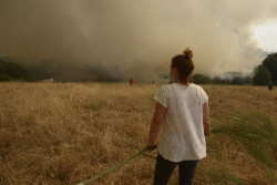 Los fuegos de Ourense mantienen una mala calidad de aire y sus efectos, humo y ceniza, llegan a otras provincias
