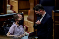Los socios de Sanchez comunistas e independentistas  piden en el Congreso una comisi&oacute;n de investigaci&oacute;n  del CNI 