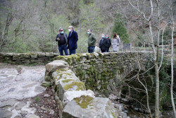 Marcano inaugura la v&iacute;a ferrata de Pandillo, en Vega de Pas, a la que sumar&aacute;n otras dos
