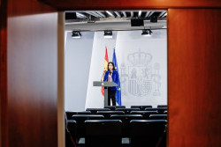 Margarita Robles afirma que Putin "no debe quedar impune" y dice que puede tener "consecuencias penales"