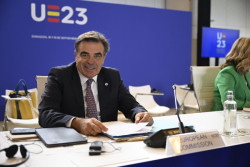 Margaritis Schinas conf&iacute;a en que el Pacto de Migraci&oacute;n reducir&aacute; llegadas porque se sabr&aacute; que Europa "tiene un escudo"