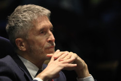 Marlaska advierte a los europeos  que las cartas "podr&iacute;an estar relacionadas con la invasi&oacute;n de Ucrania" y estos le sonr&iacute;en