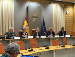 Marlaska pone m&aacute;s radares, vigilancia en autov&iacute;as y a motoristas, pero no se arreglaran las carreteras