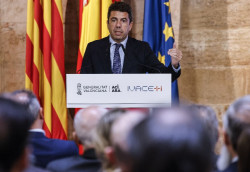 Maz&oacute;n anuncia nueva bajada de impuestos en vivienda "para todo el mundo": transmisiones patrimoniales pasa del 10 al 9%