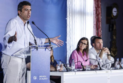 Maz&oacute;n sostiene que el PP "cumple" con la Comunitat Valenciana y acusa a S&aacute;nchez de "ningunear y asfixiar" a la autonom&iacute;a