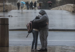 Media docena de provincias activan hoy los avisos por temperaturas m&iacute;nimas, olas y lluvia