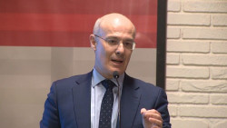Michavila augura que si la participaci&oacute;n en CyL baja del 33% a las 14.00 horas podr&iacute;a gobernar el PSOE