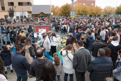 Miles de personas se concentran en Lardero (La Rioja) para recordar a &Aacute;lex  y clamar a su familia que "no est&aacute;is solos"